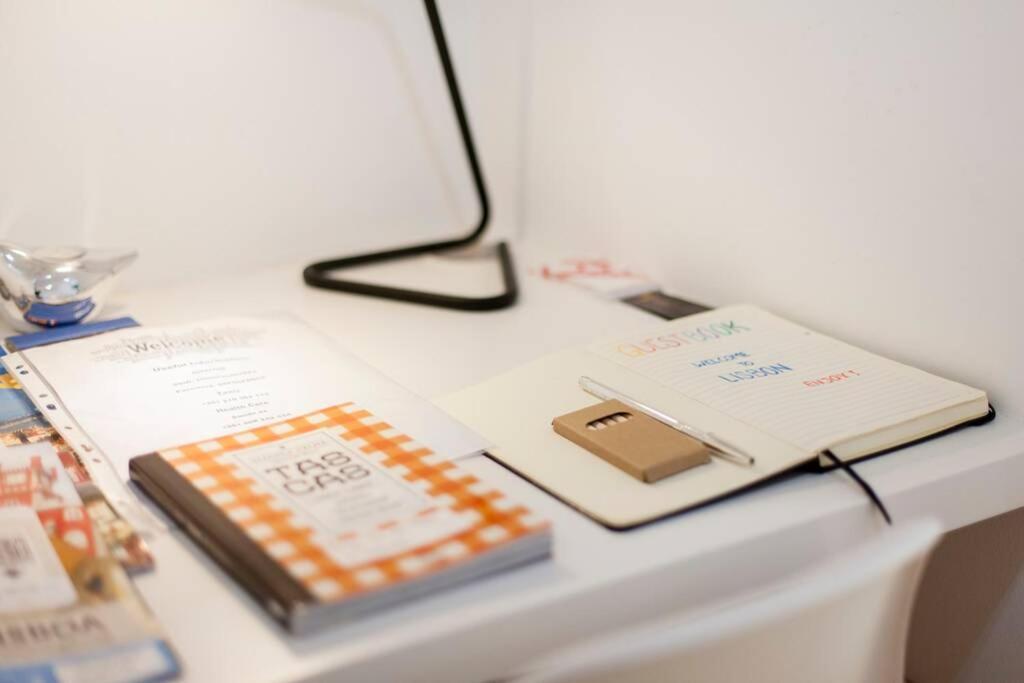 Charming Studio In Mouraria Lisbon Bagian luar foto