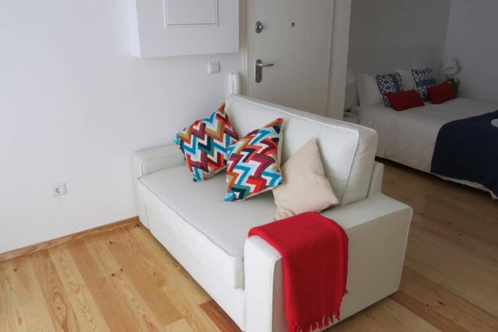 Charming Studio In Mouraria Lisbon Bagian luar foto