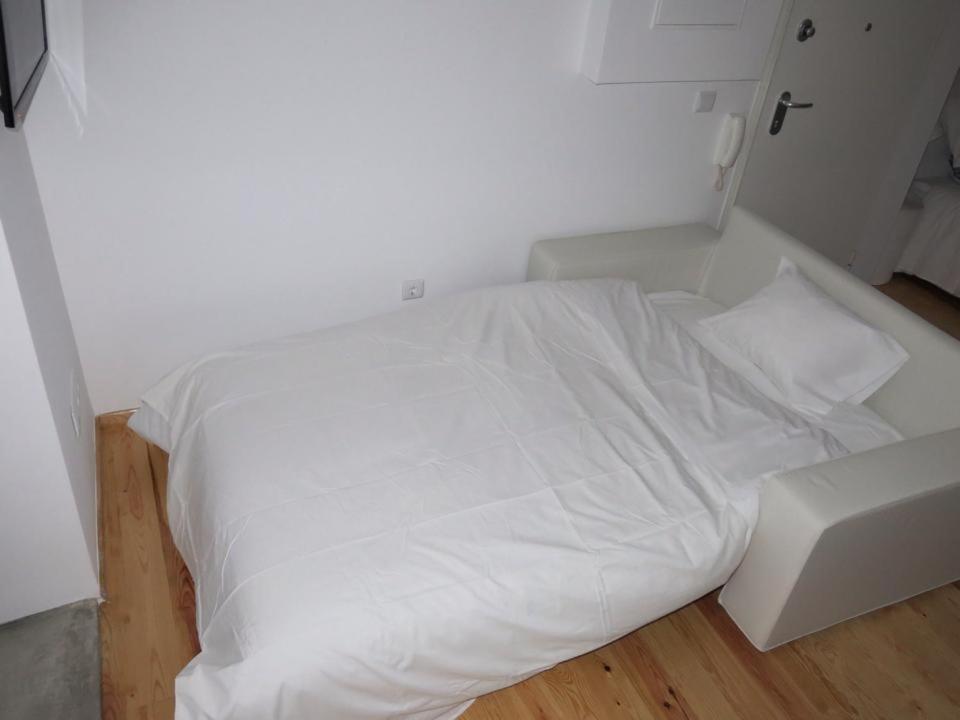 Charming Studio In Mouraria Lisbon Bagian luar foto